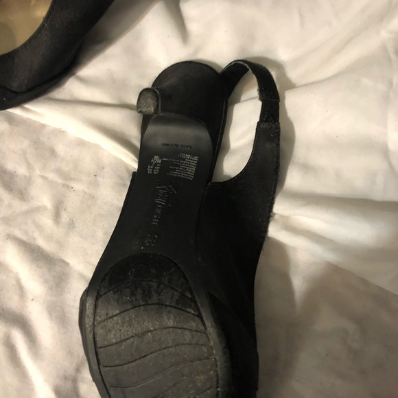 Short heels - Picture 4 of 5